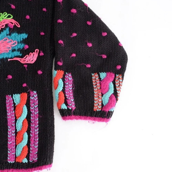 Vintage Black Knit with Neon Floral Yarn Design Crewneck Crop Sweater M - Picture 7 of 13